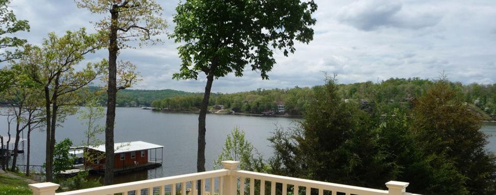 Wilsons On The Lake Hotel Camdenton Exterior foto